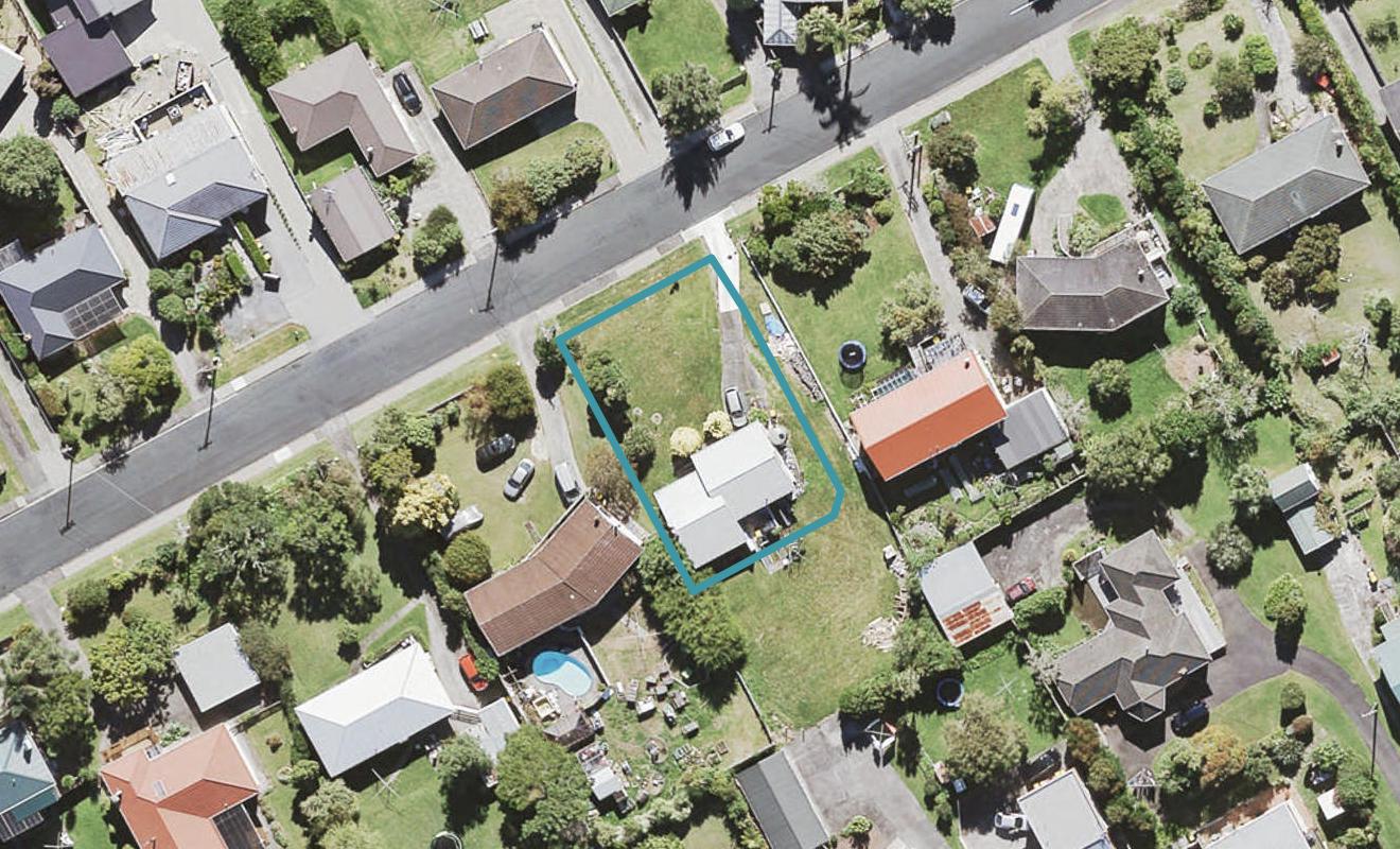 22B Barron Drive, Green Bay, Auckland - Carousel 1
