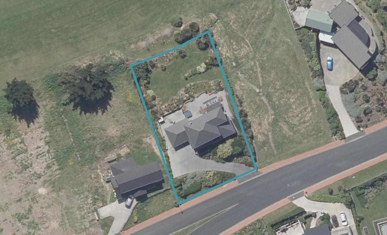 18 Highgrove, Saint Clair, Dunedin - Carousel 1