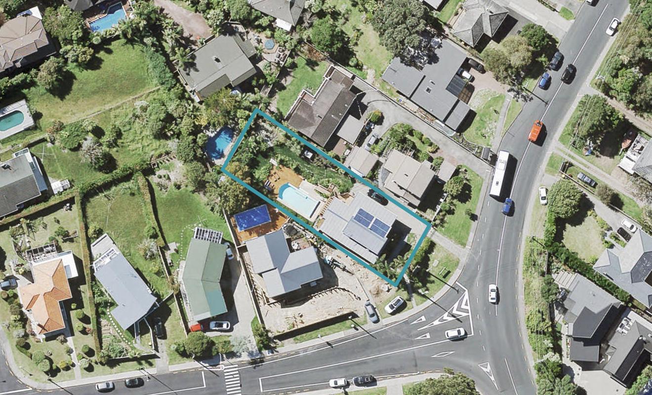 434 Beach Road, Murrays Bay, Auckland - Carousel 1