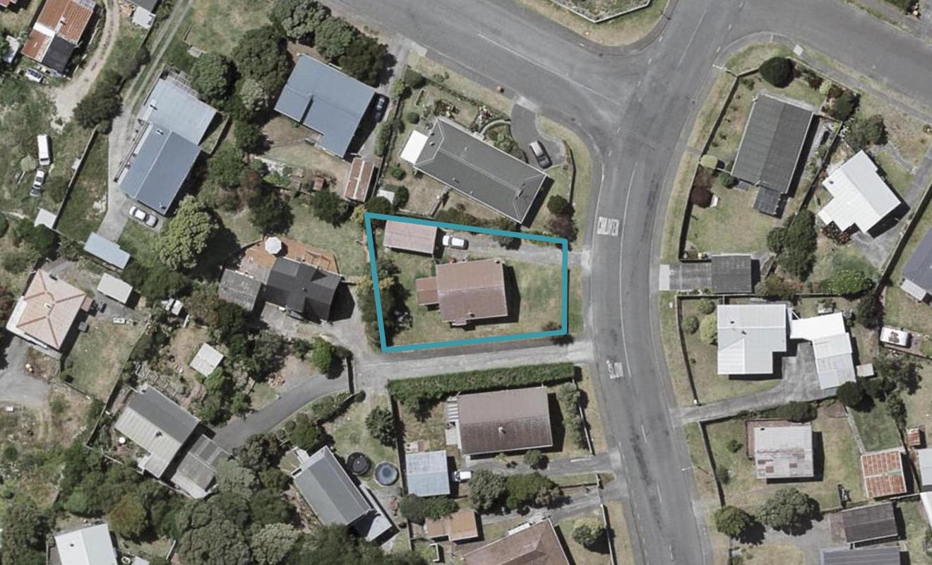 91 Norfolk Crescent, Otaki Beach, Otaki - Carousel 1
