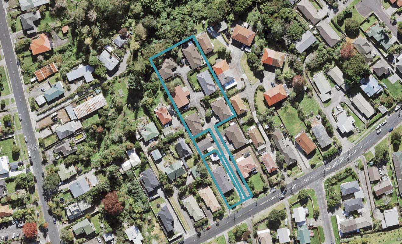 141A Hutchinson Avenue, New Lynn, Auckland - Carousel 1