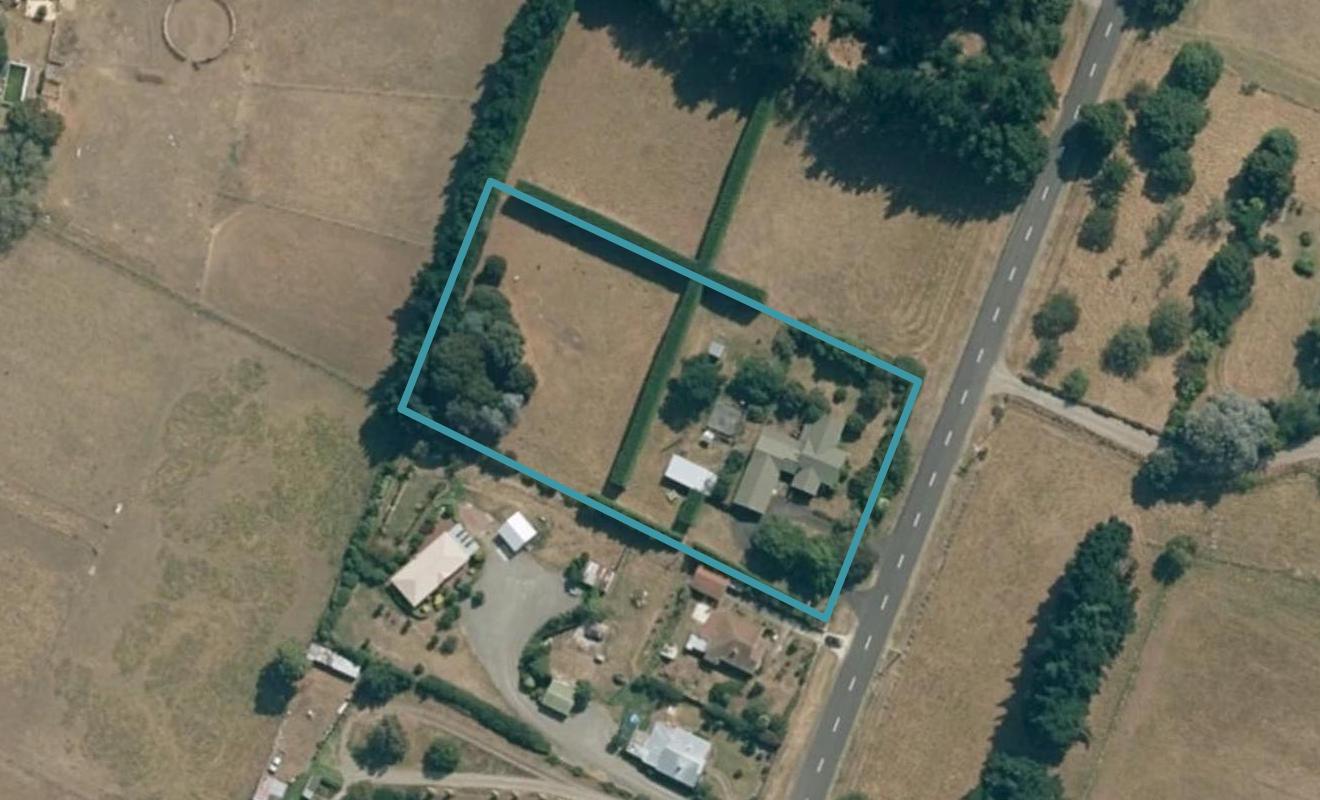 5 Charlotte Street, Takapau, Takapau - Carousel 1