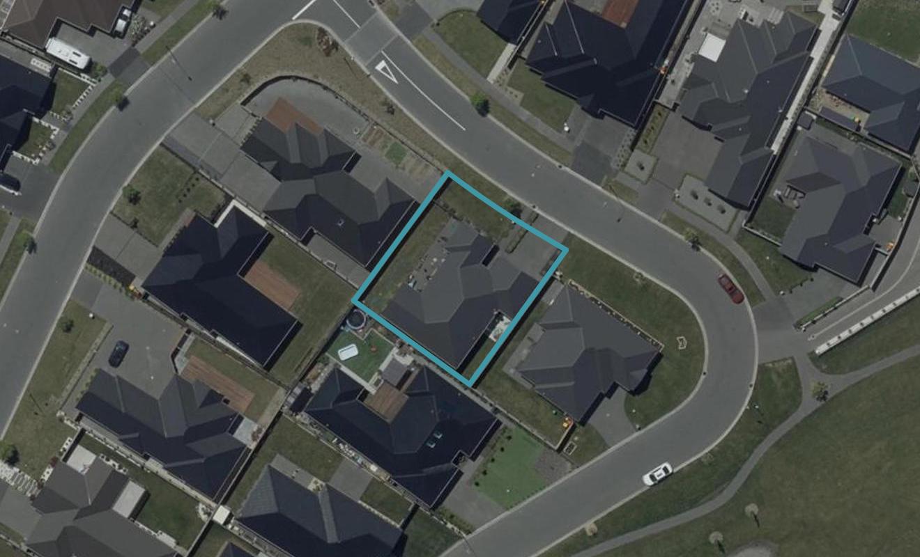 4 Bendrose Crescent, Wigram, Christchurch - Carousel 1