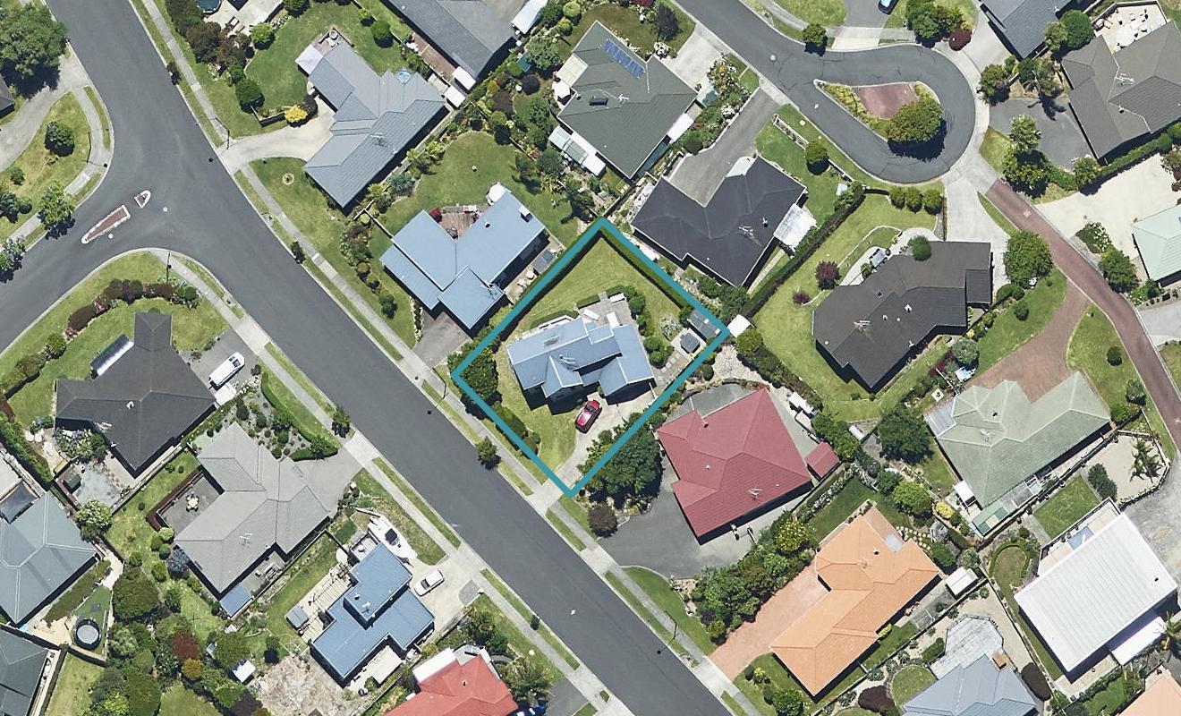 21 Oteki Park Drive, Welcome Bay, Tauranga - Carousel 1