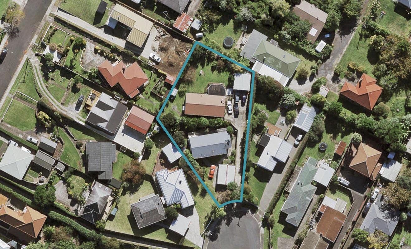 1/11 Kowhai Avenue, Māngere Bridge, Auckland - Carousel 1