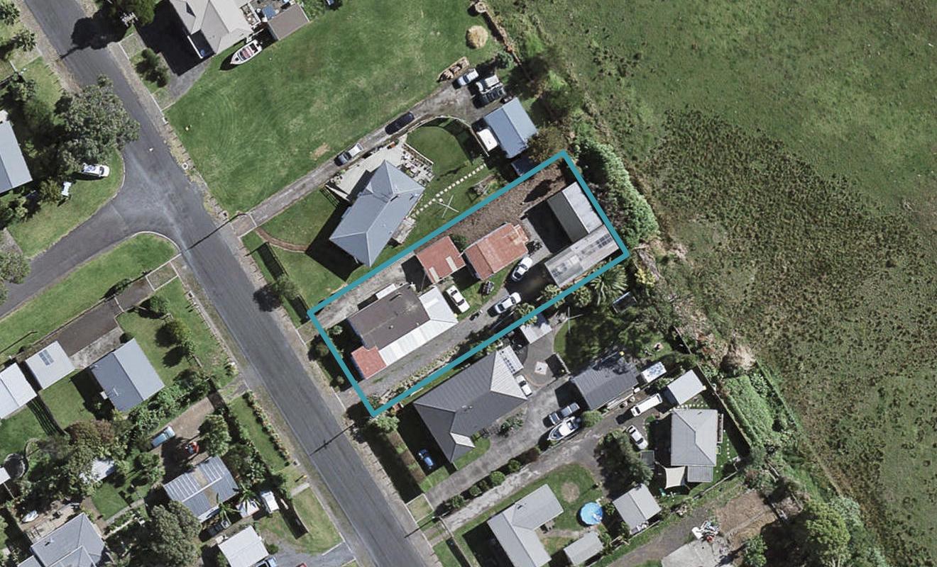 22 Ronald Avenue, Waiuku - Carousel 1