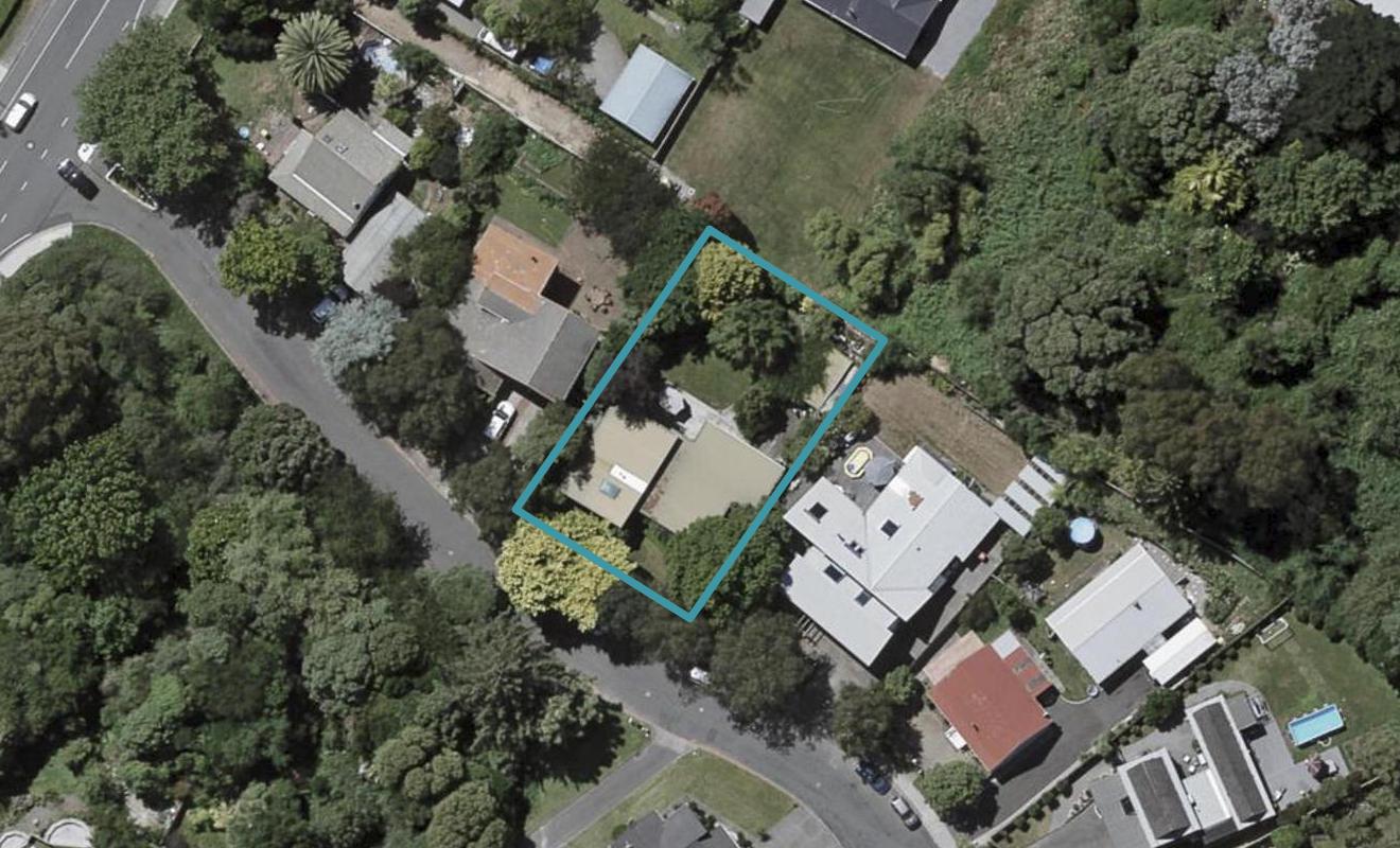 5 Kew Grove, Raumati Beach, Paraparaumu - Carousel 1