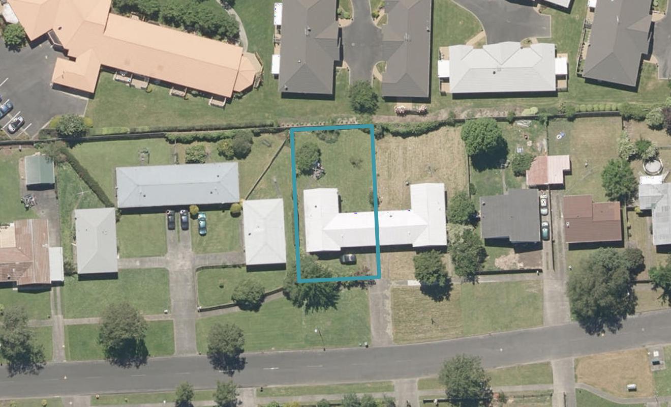 19 Hackett Street, Whanganui East, Whanganui - Carousel 1
