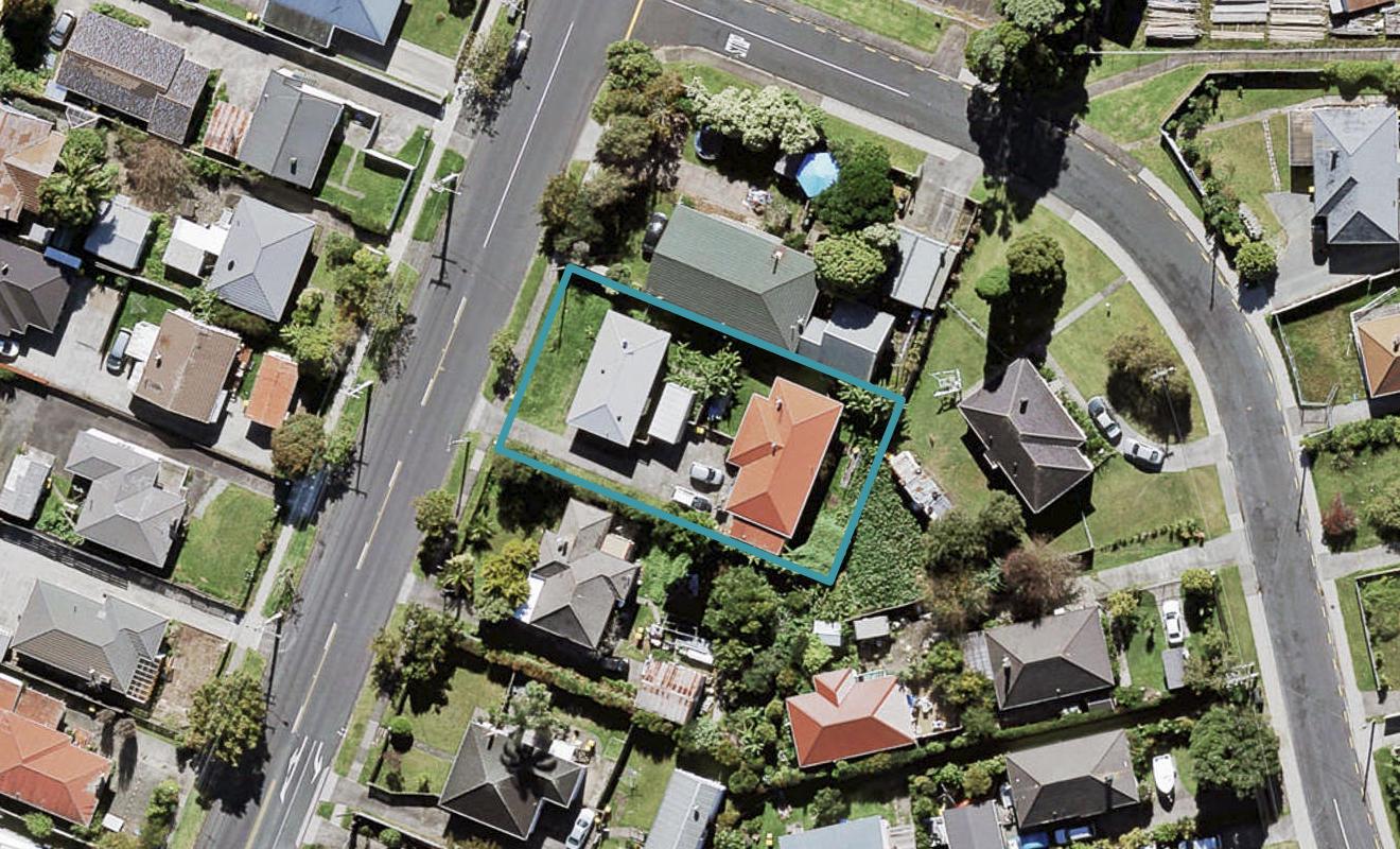 44 Astley Avenue, New Lynn, Auckland - Carousel 1