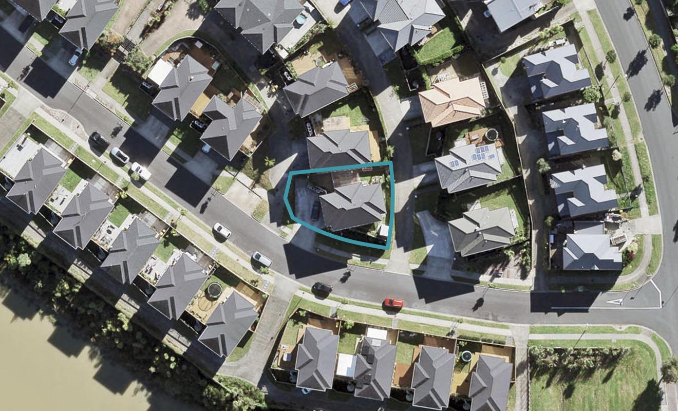 29 Sohlue Place, Oteha, Auckland - Carousel 1