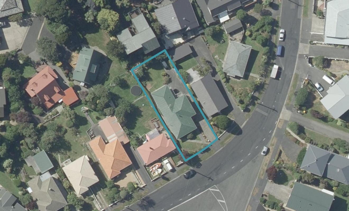 114 Easther Crescent, Kew, Dunedin - Carousel 1