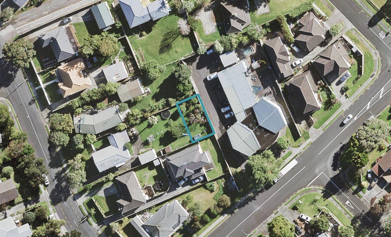 80F Commodore Drive, Lynfield, Auckland - Carousel 1