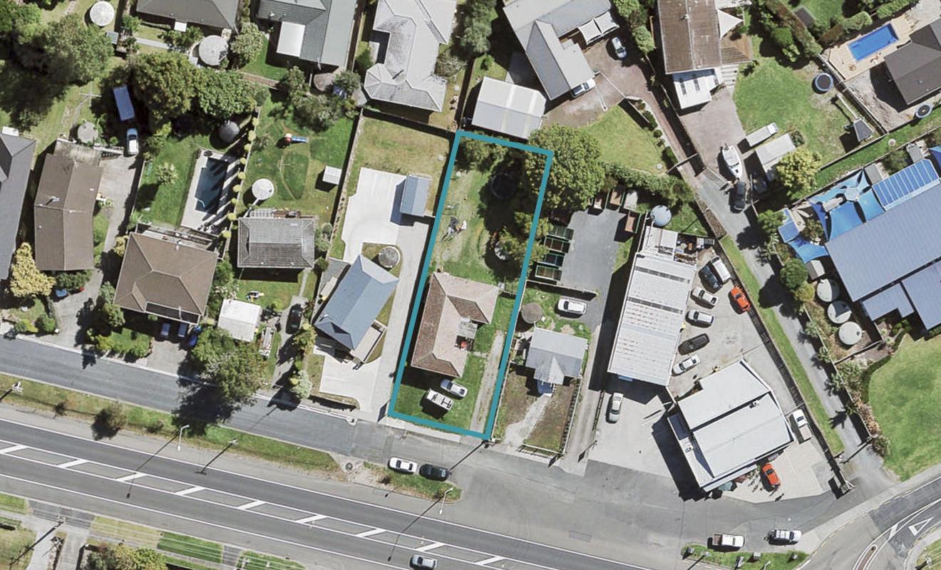 342 Main Road, Huapai, Kumeu - Carousel 1
