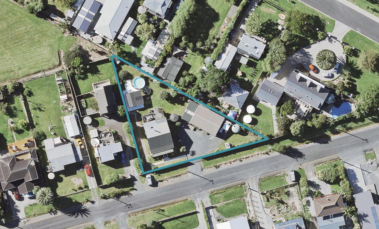 112 First View Avenue, Beachlands, Auckland - Carousel 1