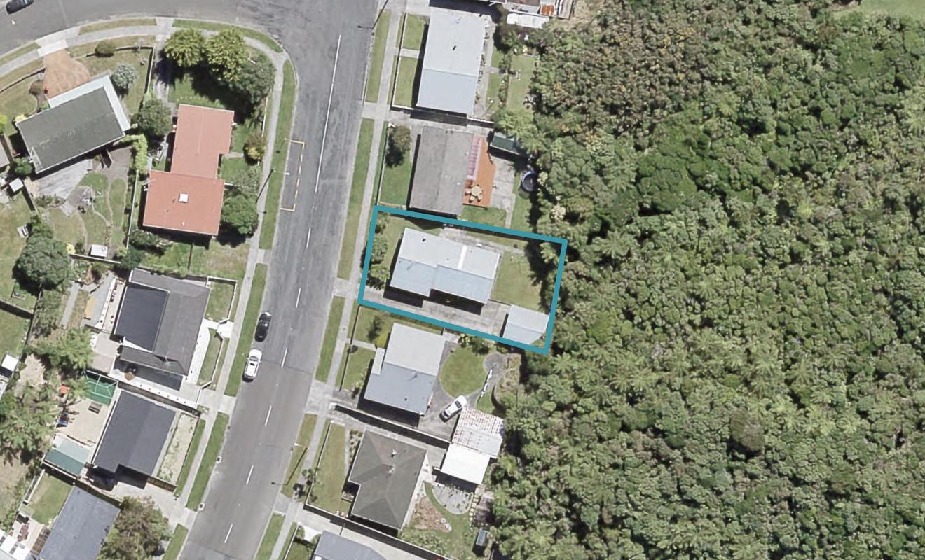 188 Major Drive, Kelson, Lower Hutt - Carousel 1