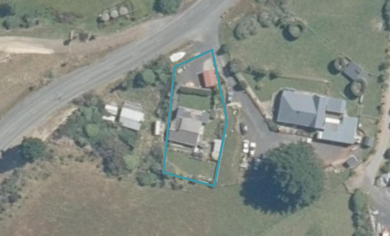 15 Akatore Road, Brighton - Carousel 1