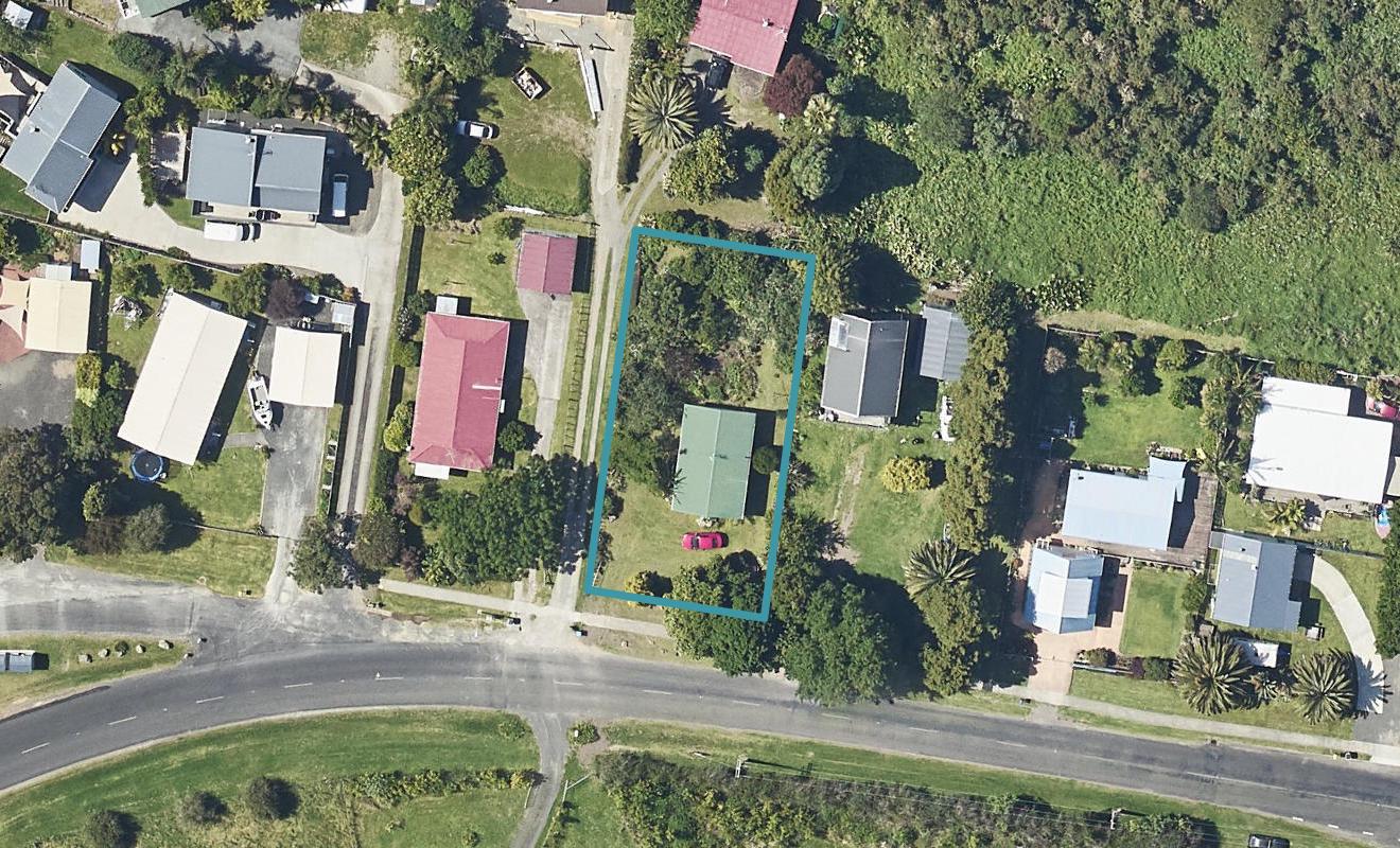 118 Athenree Road, Athenree, Waihi Beach - Carousel 1