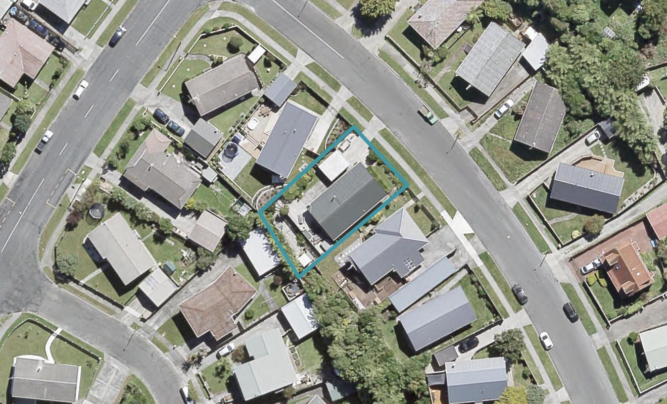 6 Invercargill Drive, Kelson, Lower Hutt - Carousel 1