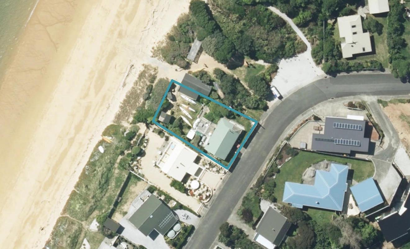 27 Cornwall Place, Tata Beach, Takaka - Carousel 1
