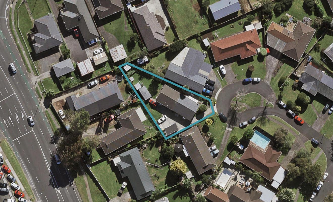 2/6 Pettit Place, Manukau, Auckland - Carousel 1