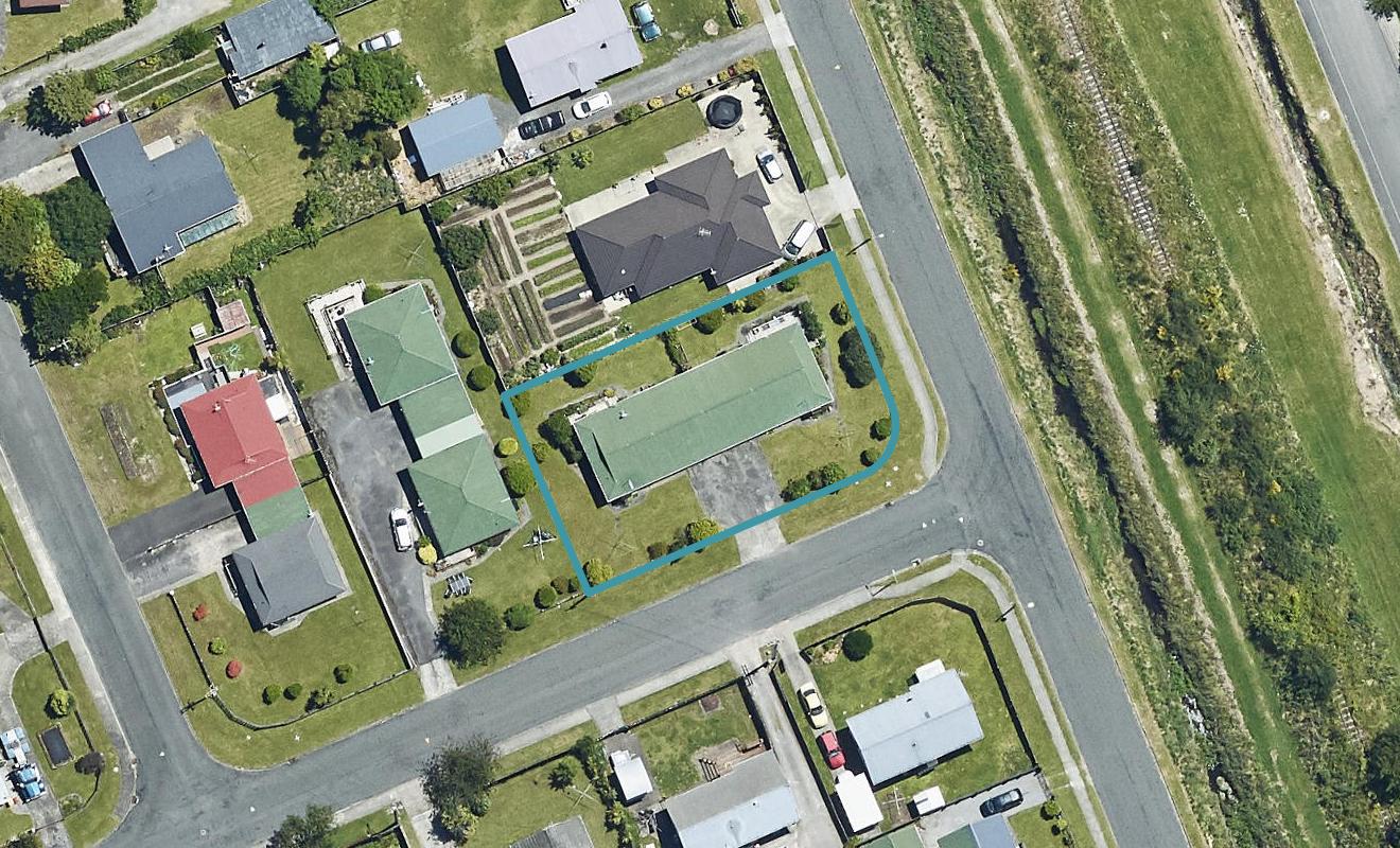 16 Ngahu Street, Fairy Springs, Rotorua - Carousel 1