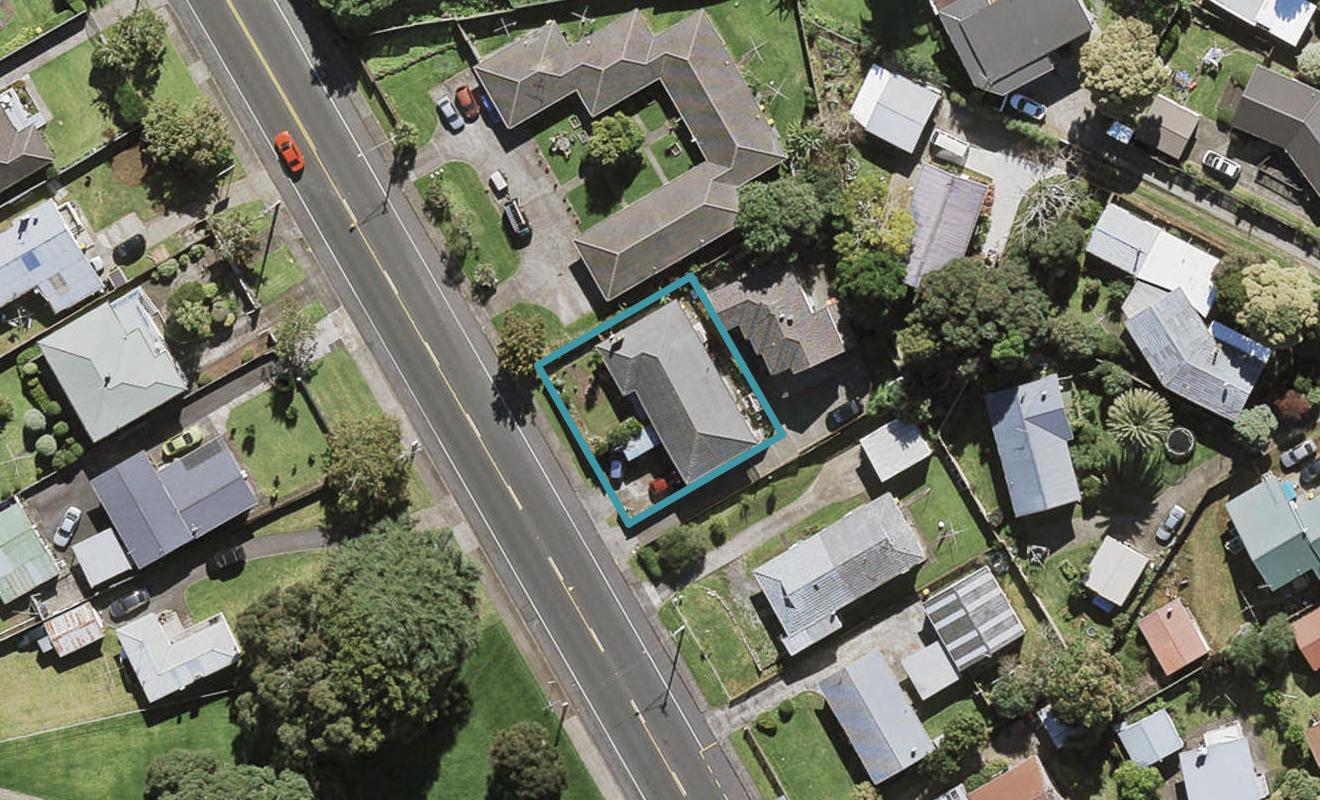 87 Coronation Road, Mangere Bridge, Auckland - Carousel 1