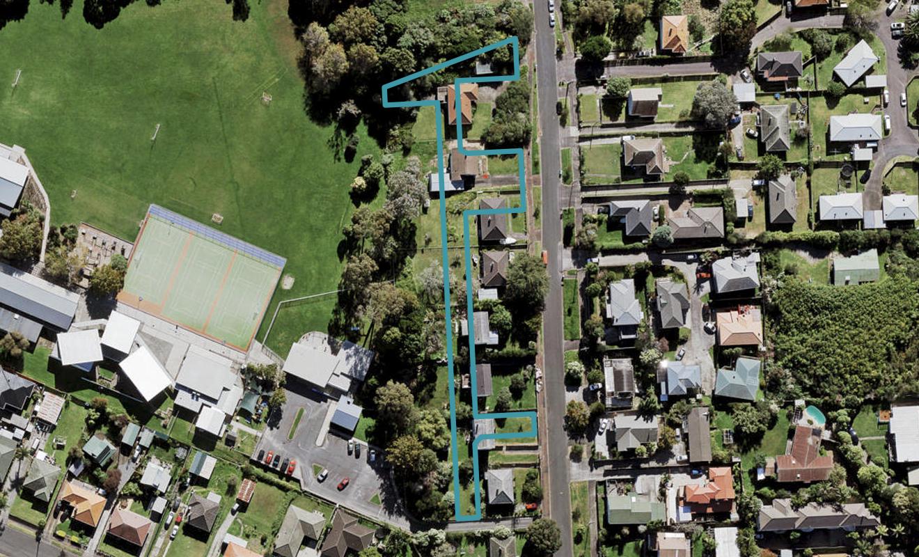 9 Hertford Street, Blockhouse Bay, Auckland - Carousel 1