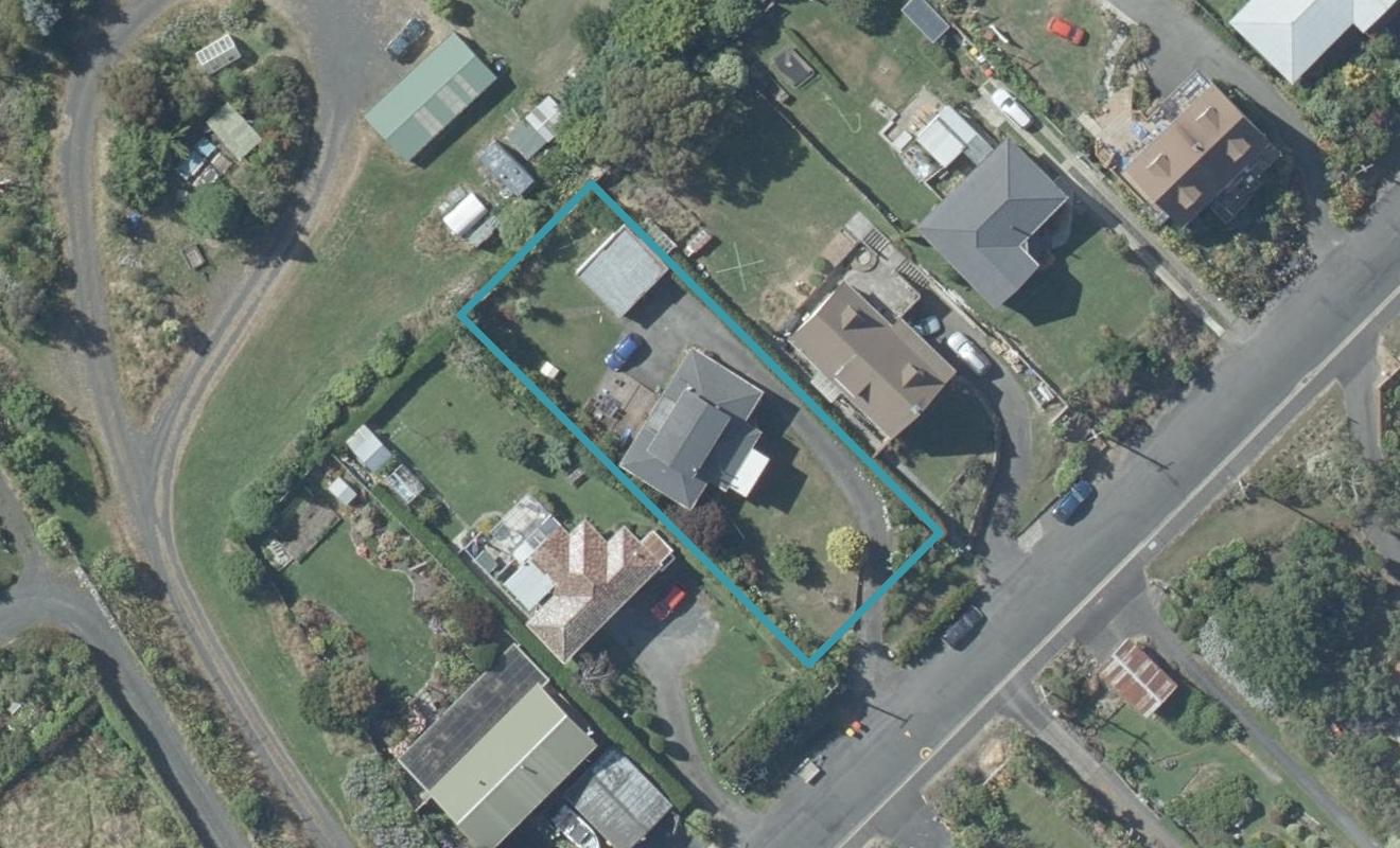 35 Bennett Road, Ocean View, Dunedin - Carousel 1