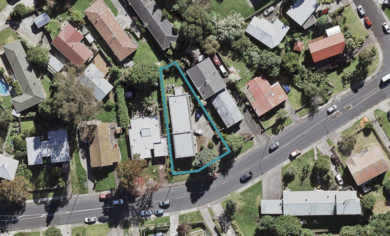2/30 Bentley Avenue, Glenfield, Auckland - Carousel 1
