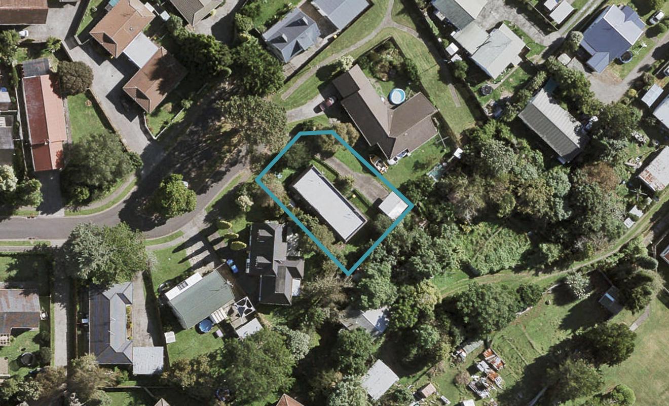 1/17 Sharivari Place, Conifer Grove, Takanini - Carousel 1