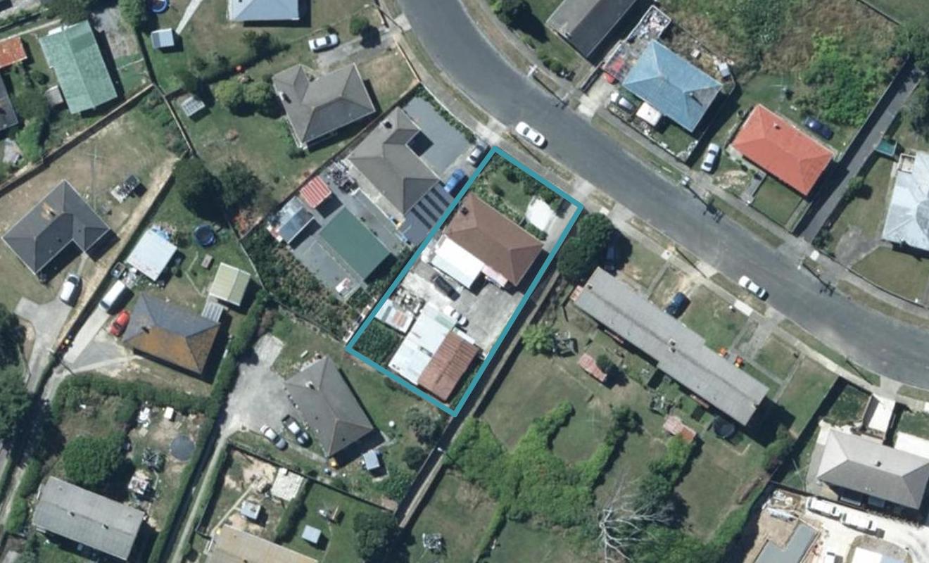 48 Leicester Street, Cannons Creek, Porirua - Carousel 1