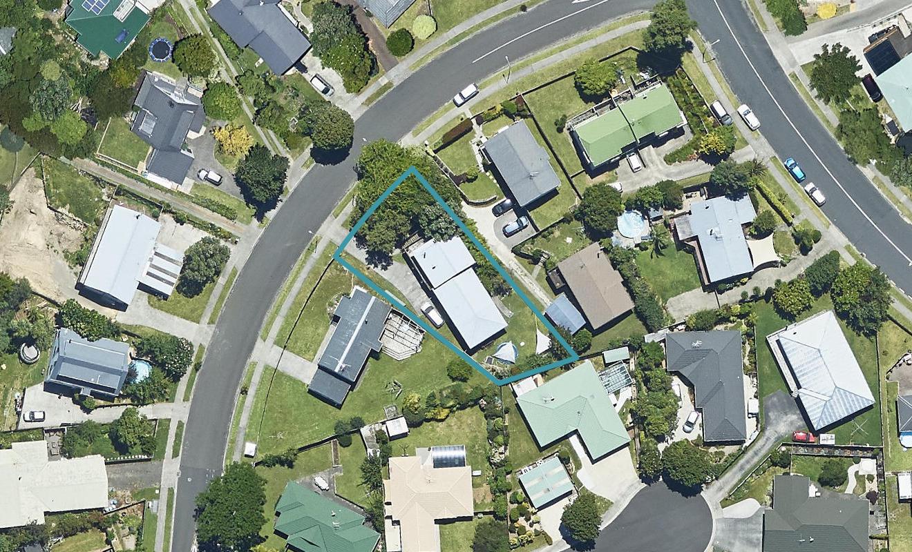 9 Pelorus Street, Welcome Bay, Tauranga - Carousel 1