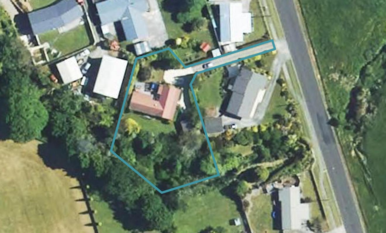 3 Swansea Road, Stratford - Carousel 1