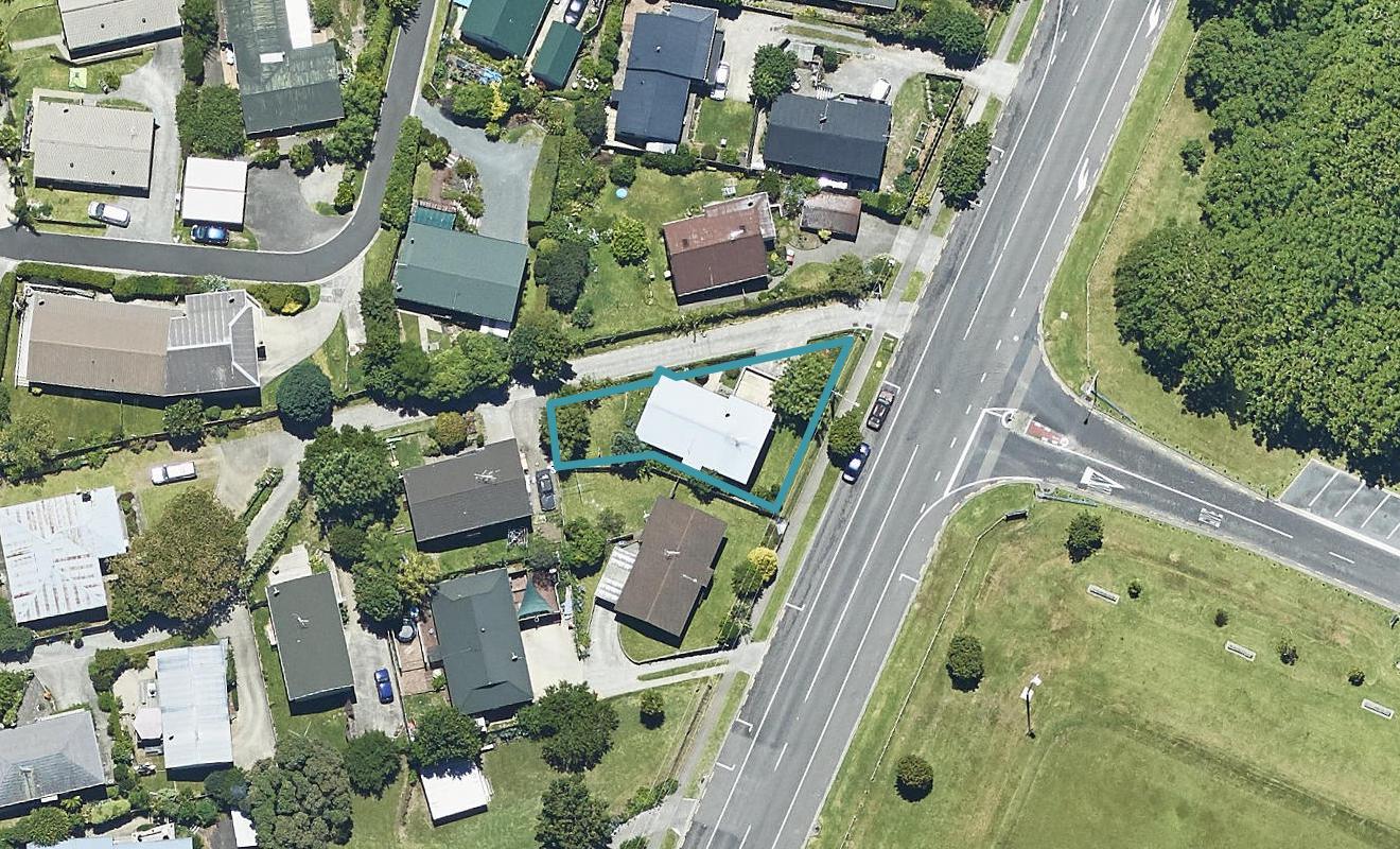 54 Kaitemako Road, Welcome Bay, Tauranga - Carousel 1