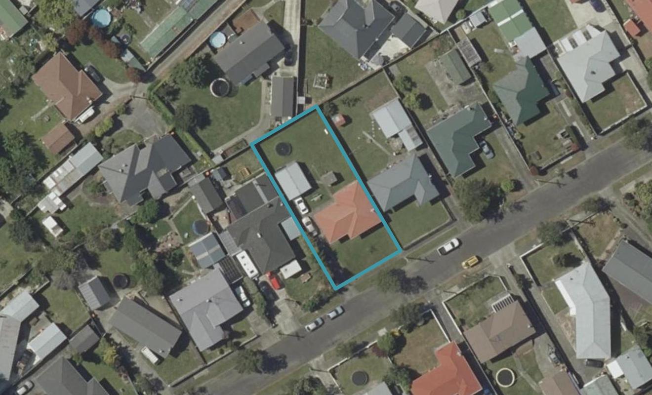 30 Tararua Terrace, Cloverlea, Palmerston North - Carousel 1