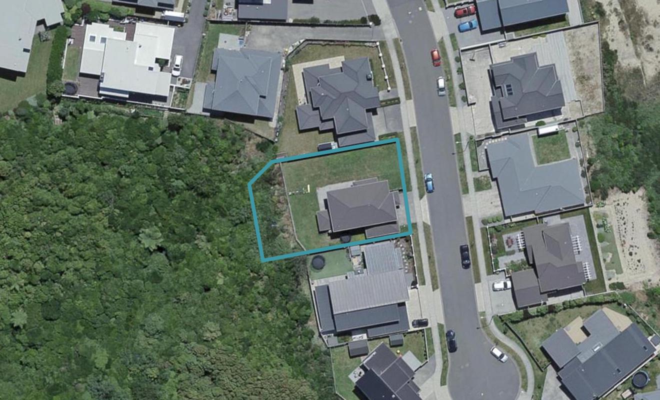 8 Trafford Terrace, Churton Park, Wellington - Carousel 1