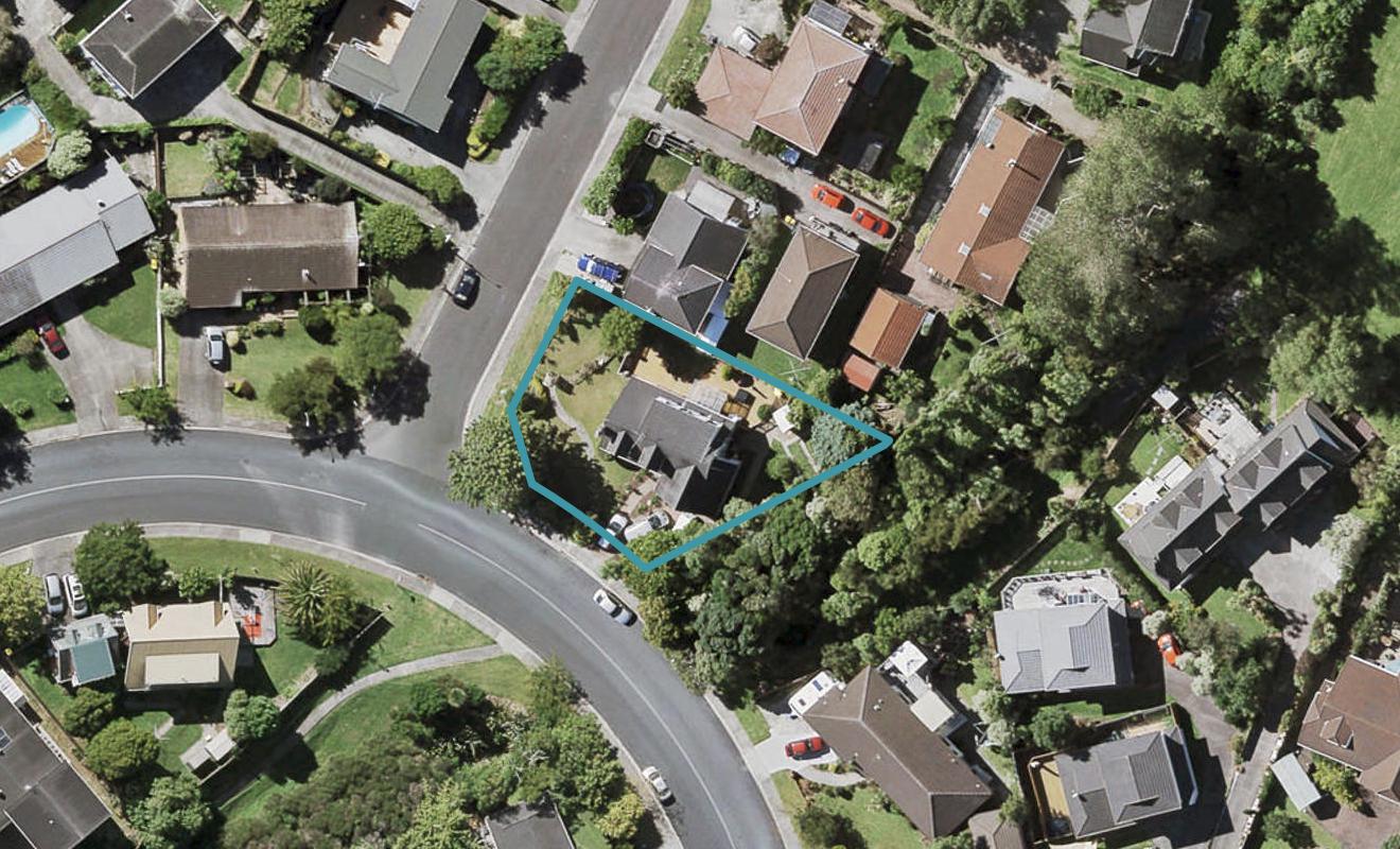 31 Centorian Drive, Windsor Park, Auckland - Carousel 1