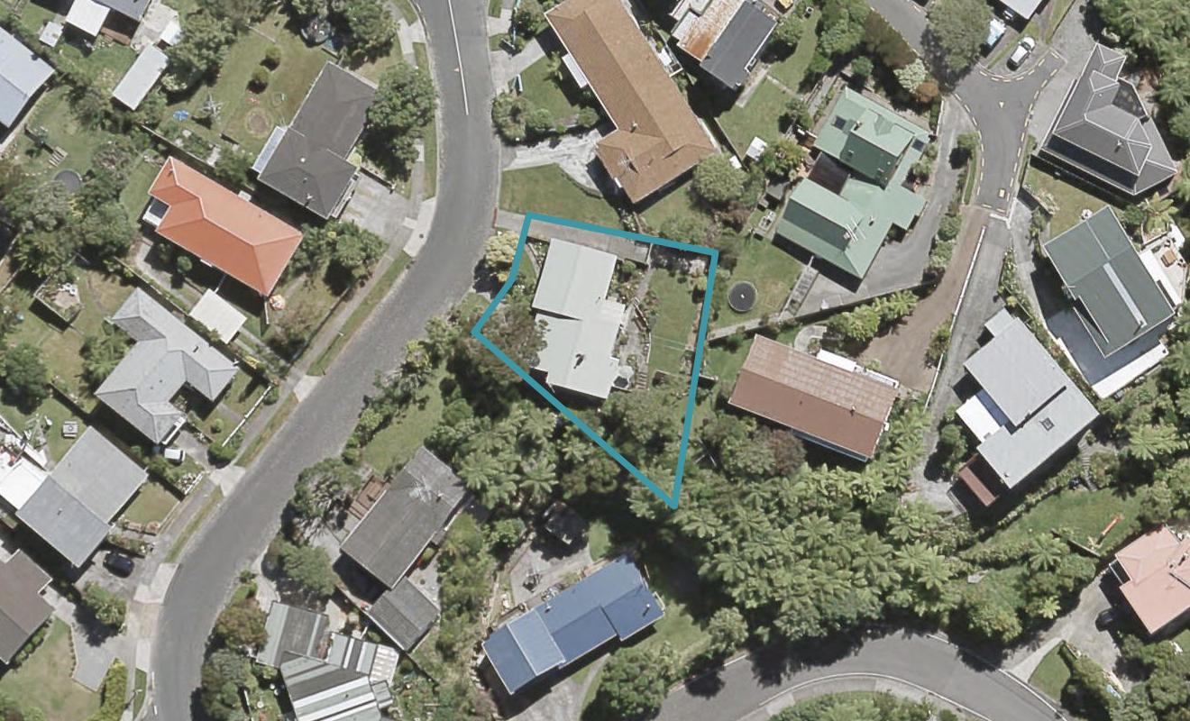 66 Gurney Road, Kelson, Lower Hutt - Carousel 1