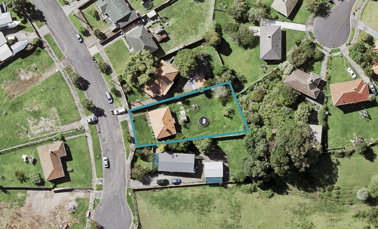 10 Kiano Place, Wai o Taiki Bay, Auckland - Carousel 1