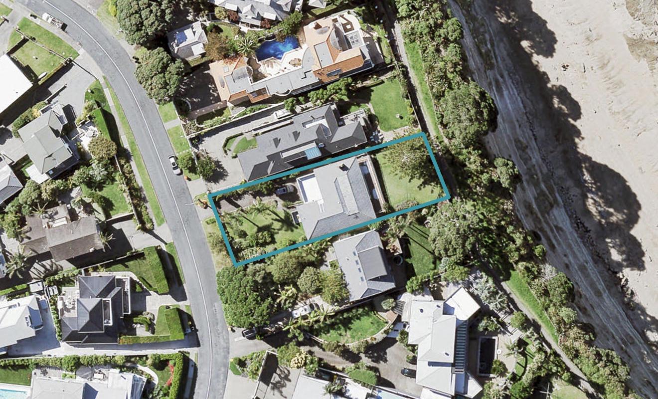 39 Churchill Road, Murrays Bay, Auckland - Carousel 1