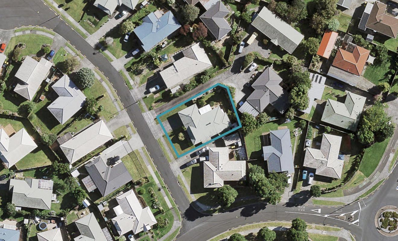 3 Tonson Place, Weymouth, Auckland - Carousel 1