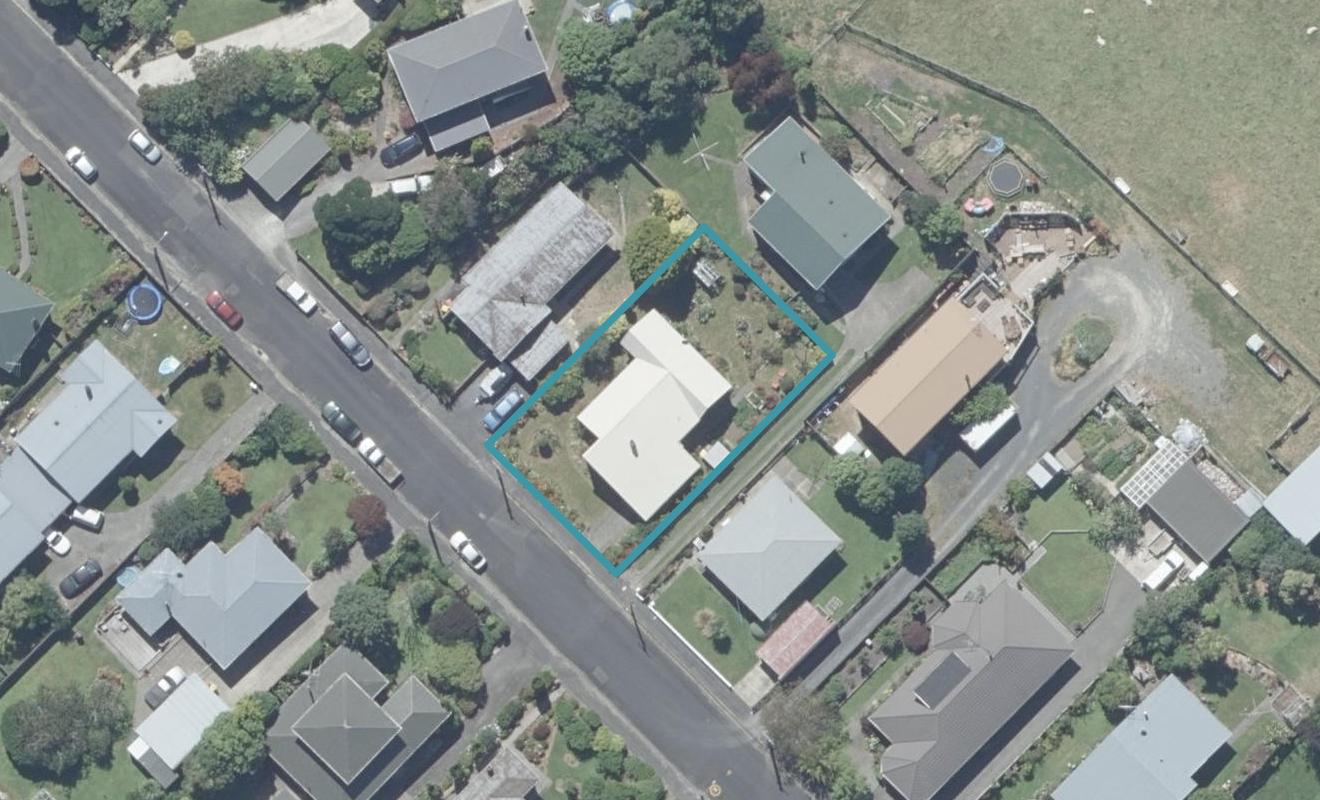 10 Fairview Terrace, Sawyers Bay, Port Chalmers - Carousel 1
