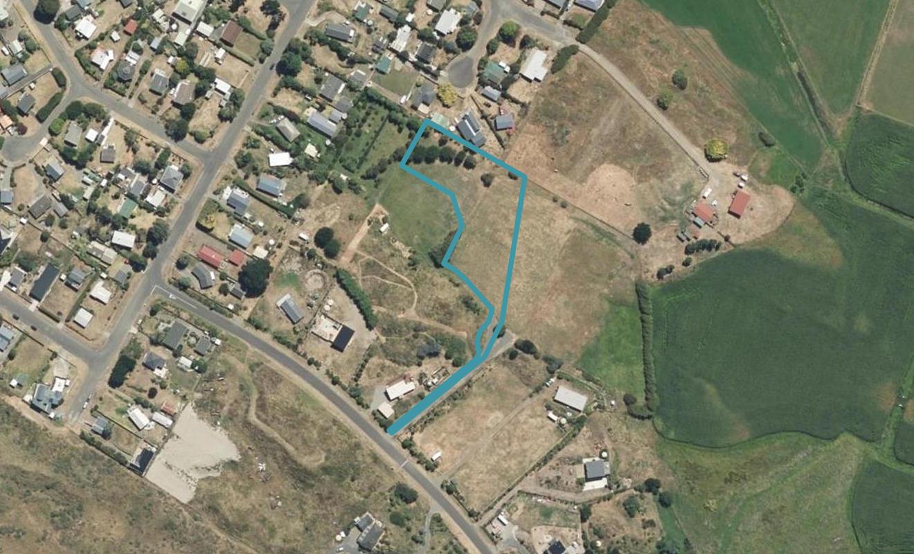 15 Strathnaver Drive, Waikawa Beach, Manakau - Carousel 1