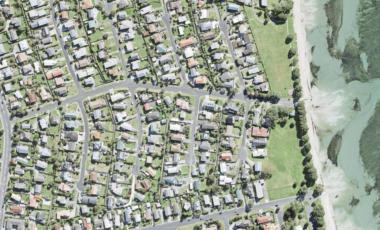 4 Windward Terrace, Snells Beach, Snells Beach - Carousel 1