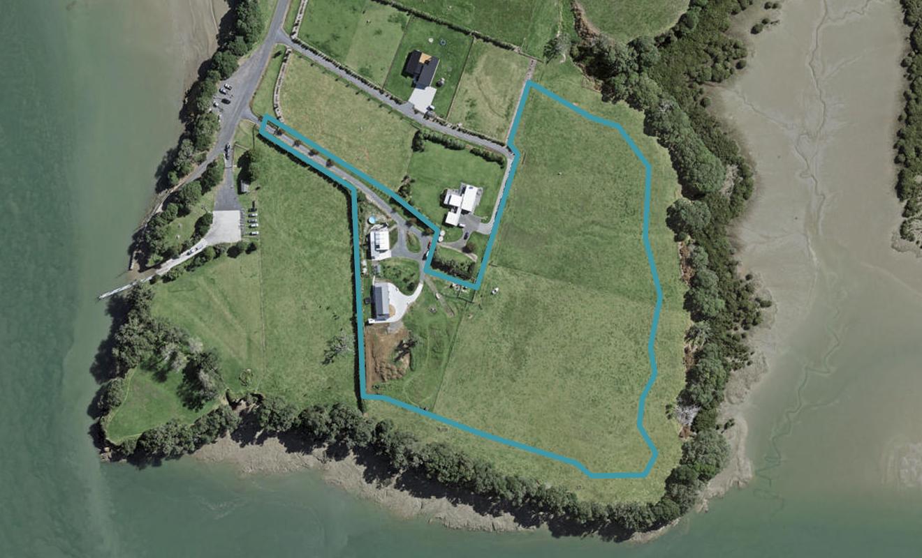 129 Wharf Road, Pukekohe - Carousel 1