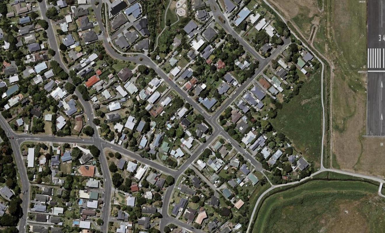 14 TITOKI RD, Raumati BEACH, PARAPARAUMU - Carousel 1