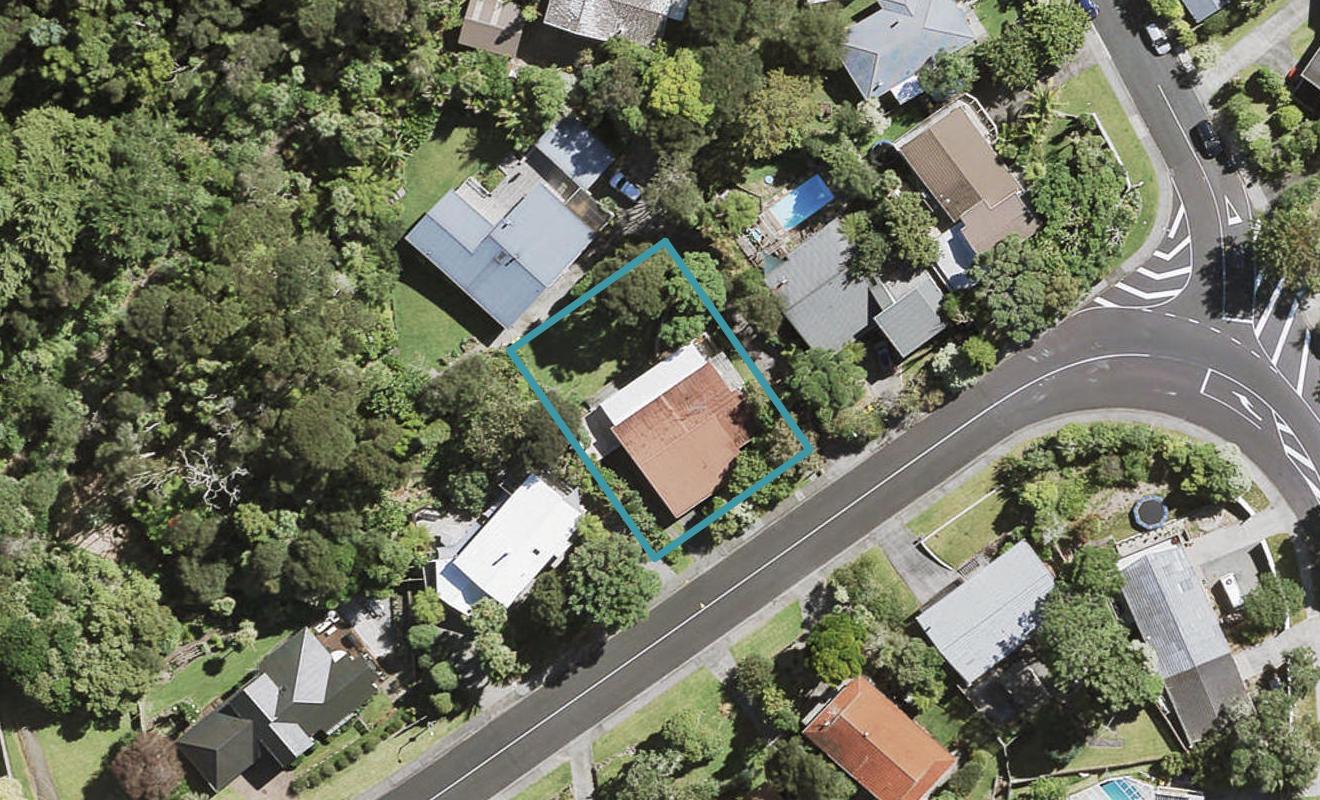 103 Daffodil Street, Titirangi, Auckland - Carousel 1