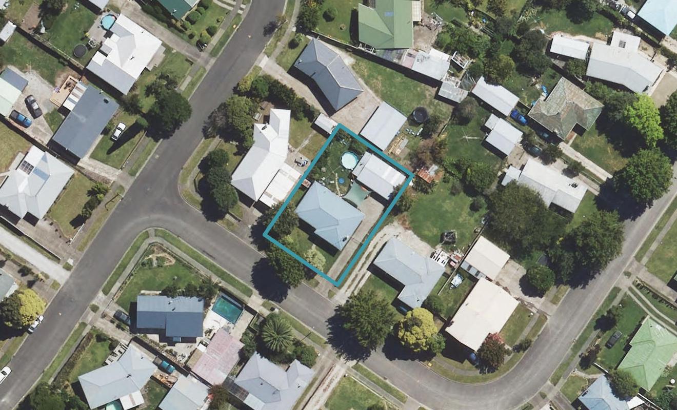 4 Porter Street, Outer Kaiti, Gisborne - Carousel 1