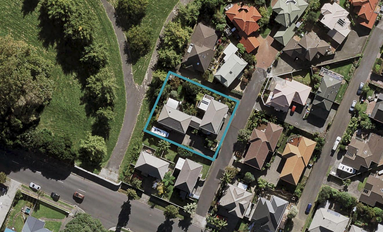 4 The Oaks, Ellerslie, Auckland - Carousel 1