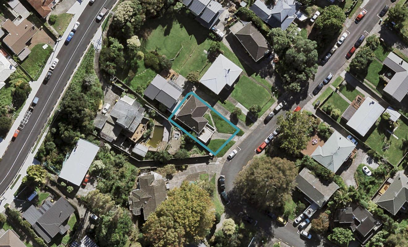 21 St Peters Street, Northcote, Auckland - Carousel 1